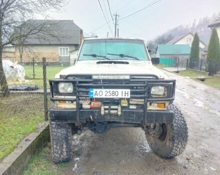 Белый Ниссан Патрол, объемом двигателя 2.8 л и пробегом 10 тыс. км за 12500 $, фото 1 на Automoto.ua