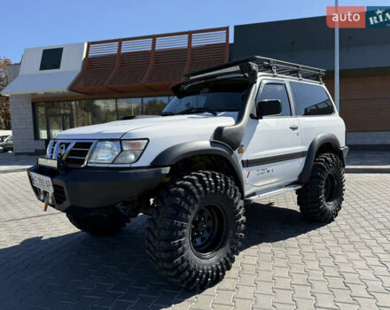 Білий Ніссан Патрол, об'ємом двигуна 2.83 л та пробігом 267 тис. км за 21500 $, фото 1 на Automoto.ua