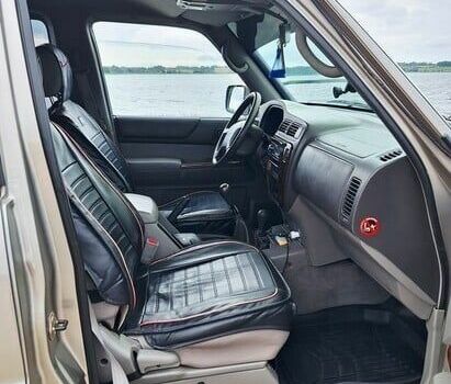 Бежевий Ніссан Патрол, об'ємом двигуна 2.8 л та пробігом 217 тис. км за 5254 $, фото 10 на Automoto.ua
