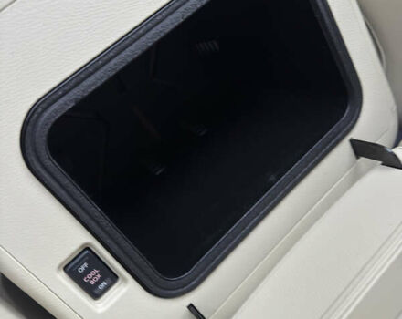 Бежевый Ниссан Патрол, объемом двигателя 5.6 л и пробегом 266 тыс. км за 16000 $, фото 42 на Automoto.ua