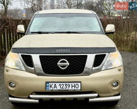 Бежевый Ниссан Патрол, объемом двигателя 5.6 л и пробегом 266 тыс. км за 16000 $, фото 14 на Automoto.ua