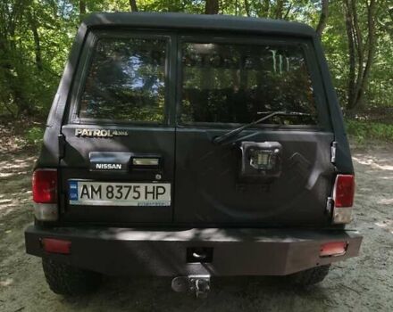 Черный Ниссан Патрол, объемом двигателя 2.8 л и пробегом 282 тыс. км за 11000 $, фото 9 на Automoto.ua