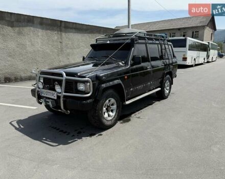 Черный Ниссан Патрол, объемом двигателя 2.8 л и пробегом 300 тыс. км за 6250 $, фото 6 на Automoto.ua