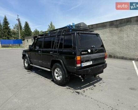 Черный Ниссан Патрол, объемом двигателя 2.8 л и пробегом 300 тыс. км за 6250 $, фото 4 на Automoto.ua