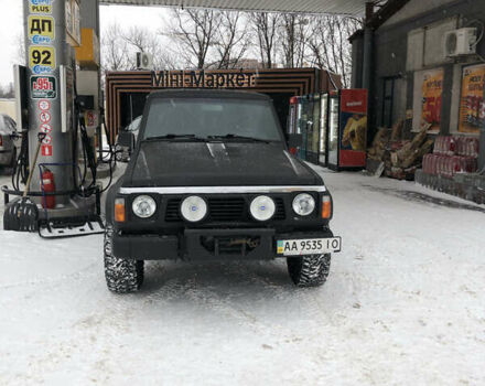 Черный Ниссан Патрол, объемом двигателя 4.2 л и пробегом 310 тыс. км за 18500 $, фото 1 на Automoto.ua