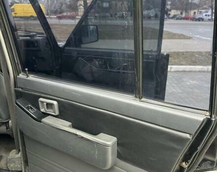 Черный Ниссан Патрол, объемом двигателя 3 л и пробегом 200 тыс. км за 10999 $, фото 15 на Automoto.ua