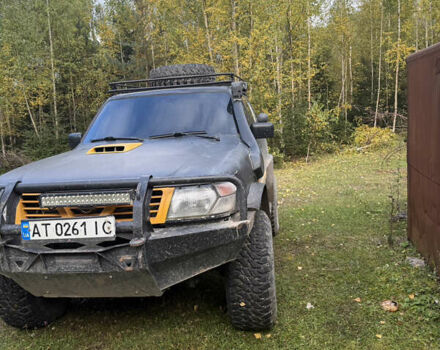 Черный Ниссан Патрол, объемом двигателя 2.83 л и пробегом 307 тыс. км за 15000 $, фото 2 на Automoto.ua