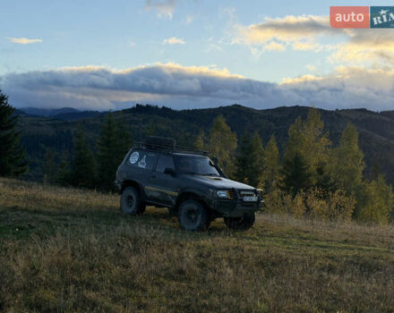 Черный Ниссан Патрол, объемом двигателя 2.83 л и пробегом 307 тыс. км за 15000 $, фото 10 на Automoto.ua