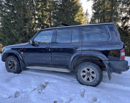 Черный Ниссан Патрол, объемом двигателя 3 л и пробегом 200 тыс. км за 8300 $, фото 5 на Automoto.ua