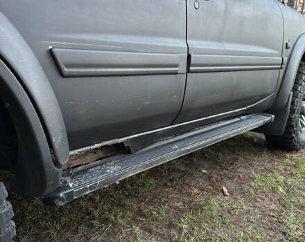 Черный Ниссан Патрол, объемом двигателя 3 л и пробегом 251 тыс. км за 9000 $, фото 9 на Automoto.ua