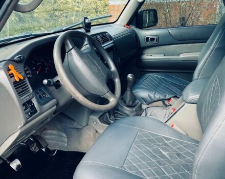 Черный Ниссан Патрол, объемом двигателя 3 л и пробегом 300 тыс. км за 6800 $, фото 1 на Automoto.ua