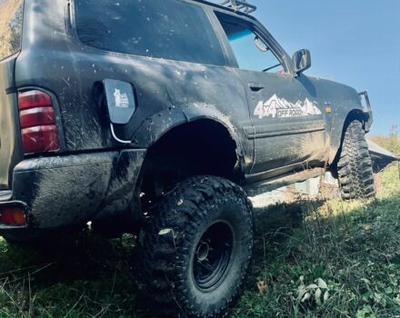 Черный Ниссан Патрол, объемом двигателя 3 л и пробегом 300 тыс. км за 6800 $, фото 2 на Automoto.ua