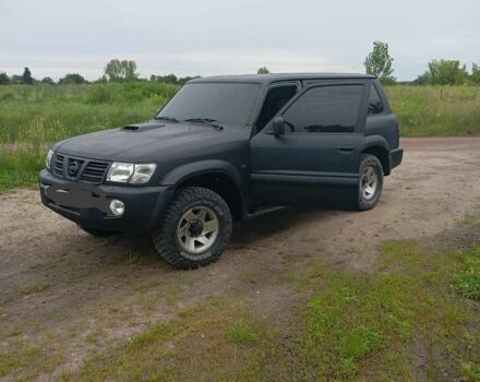 Чорний Ніссан Патрол, об'ємом двигуна 0 л та пробігом 380 тис. км за 6700 $, фото 3 на Automoto.ua