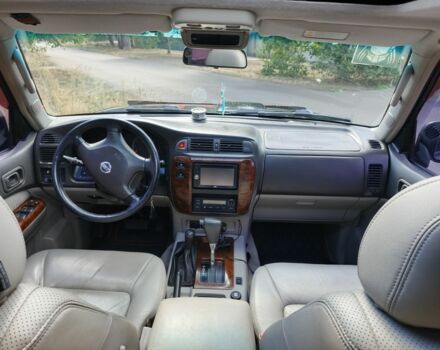 Чорний Ніссан Патрол, об'ємом двигуна 3 л та пробігом 3 тис. км за 19000 $, фото 3 на Automoto.ua