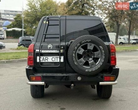 Черный Ниссан Патрол, объемом двигателя 3 л и пробегом 359 тыс. км за 18999 $, фото 5 на Automoto.ua