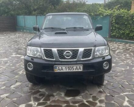 Черный Ниссан Патрол, объемом двигателя 3 л и пробегом 200 тыс. км за 21822 $, фото 1 на Automoto.ua