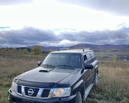 Черный Ниссан Патрол, объемом двигателя 3 л и пробегом 193 тыс. км за 10000 $, фото 4 на Automoto.ua