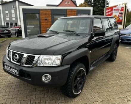 Черный Ниссан Патрол, объемом двигателя 0 л и пробегом 225 тыс. км за 4000 $, фото 1 на Automoto.ua