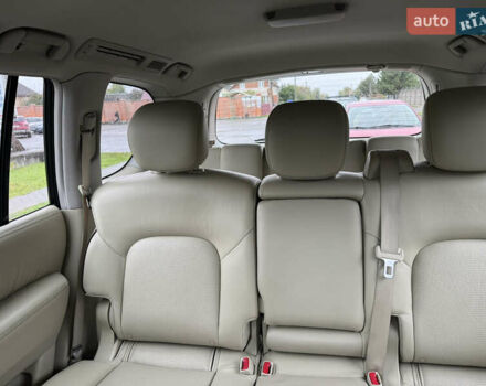 Черный Ниссан Патрол, объемом двигателя 5.55 л и пробегом 226 тыс. км за 24999 $, фото 39 на Automoto.ua