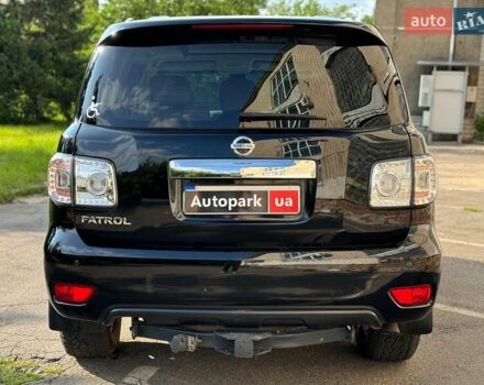 Чорний Ніссан Патрол, об'ємом двигуна 5.6 л та пробігом 169 тис. км за 17190 $, фото 5 на Automoto.ua