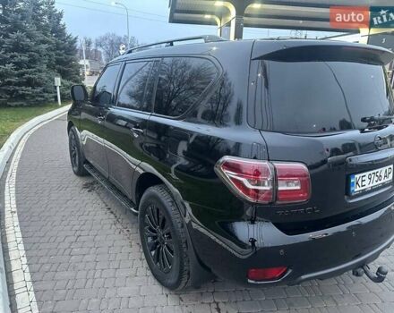 Черный Ниссан Патрол, объемом двигателя 5.55 л и пробегом 177 тыс. км за 25000 $, фото 8 на Automoto.ua