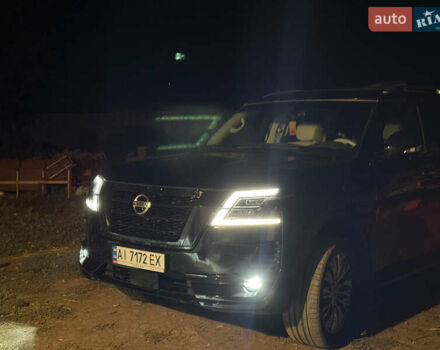 Черный Ниссан Патрол, объемом двигателя 5.55 л и пробегом 220 тыс. км за 29999 $, фото 1 на Automoto.ua