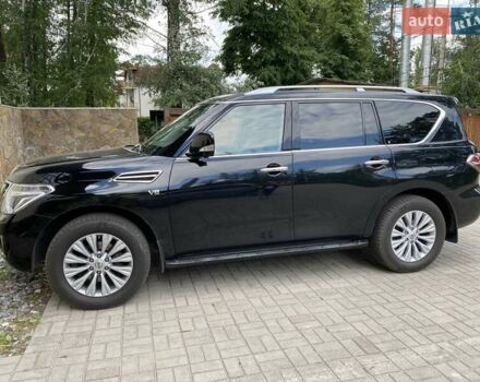 Черный Ниссан Патрол, объемом двигателя 5.6 л и пробегом 128 тыс. км за 29000 $, фото 3 на Automoto.ua