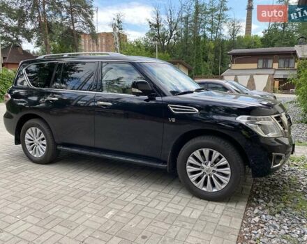 Черный Ниссан Патрол, объемом двигателя 5.6 л и пробегом 128 тыс. км за 29000 $, фото 2 на Automoto.ua