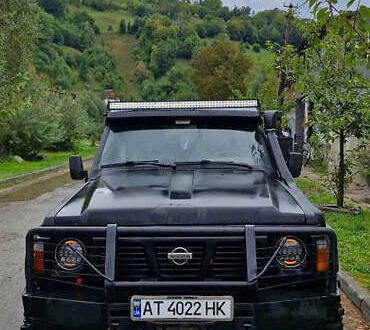 Чорний Ніссан Патрол, об'ємом двигуна 2.8 л та пробігом 320 тис. км за 10500 $, фото 1 на Automoto.ua