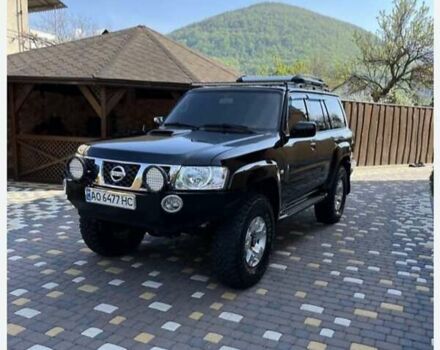 Черный Ниссан Патрол, объемом двигателя 3 л и пробегом 280 тыс. км за 22000 $, фото 1 на Automoto.ua
