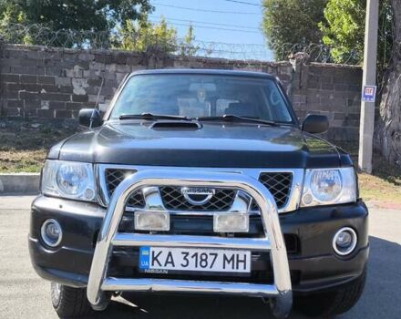 Черный Ниссан Патрол, объемом двигателя 3 л и пробегом 203 тыс. км за 17500 $, фото 1 на Automoto.ua