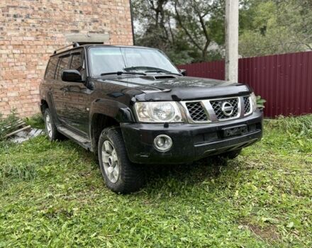 Черный Ниссан Патрол, объемом двигателя 0 л и пробегом 250 тыс. км за 10000 $, фото 1 на Automoto.ua