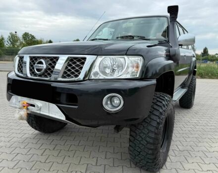 Чорний Ніссан Патрол, об'ємом двигуна 4.8 л та пробігом 75 тис. км за 9750 $, фото 1 на Automoto.ua