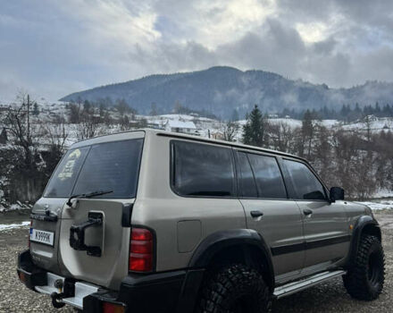 Коричневий Ніссан Патрол, об'ємом двигуна 2.95 л та пробігом 355 тис. км за 17999 $, фото 5 на Automoto.ua