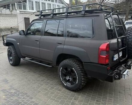 Коричневый Ниссан Патрол, объемом двигателя 2.95 л и пробегом 216 тыс. км за 19500 $, фото 5 на Automoto.ua