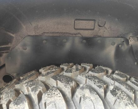 Красный Ниссан Патрол, объемом двигателя 3 л и пробегом 250 тыс. км за 35000 $, фото 10 на Automoto.ua