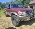 Червоний Ніссан Патрол, об'ємом двигуна 0 л та пробігом 290 тис. км за 9300 $, фото 2 на Automoto.ua