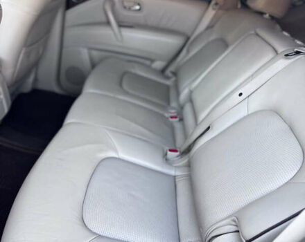 Красный Ниссан Патрол, объемом двигателя 5.55 л и пробегом 180 тыс. км за 20000 $, фото 14 на Automoto.ua