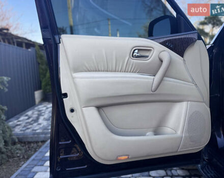 Красный Ниссан Патрол, объемом двигателя 5.55 л и пробегом 180 тыс. км за 20000 $, фото 15 на Automoto.ua