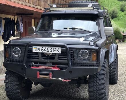 Сірий Ніссан Патрол, об'ємом двигуна 2.8 л та пробігом 240 тис. км за 10800 $, фото 1 на Automoto.ua