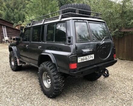 Сірий Ніссан Патрол, об'ємом двигуна 2.8 л та пробігом 240 тис. км за 10800 $, фото 5 на Automoto.ua