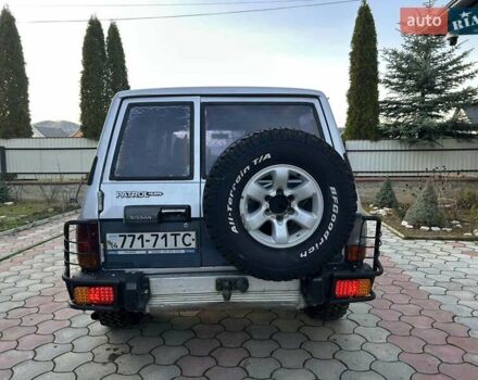 Серый Ниссан Патрол, объемом двигателя 2.8 л и пробегом 234 тыс. км за 9300 $, фото 32 на Automoto.ua