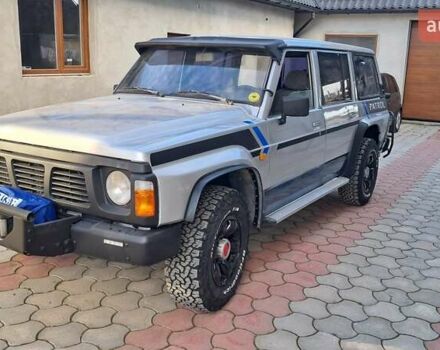 Серый Ниссан Патрол, объемом двигателя 2.8 л и пробегом 300 тыс. км за 9997 $, фото 3 на Automoto.ua