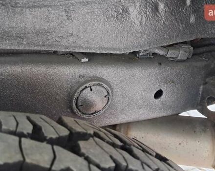 Серый Ниссан Патрол, объемом двигателя 2.8 л и пробегом 300 тыс. км за 9997 $, фото 33 на Automoto.ua