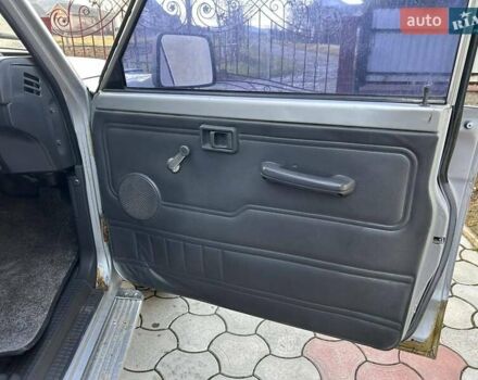 Серый Ниссан Патрол, объемом двигателя 2.8 л и пробегом 234 тыс. км за 9300 $, фото 21 на Automoto.ua