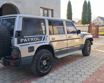 Серый Ниссан Патрол, объемом двигателя 2.8 л и пробегом 234 тыс. км за 9999 $, фото 11 на Automoto.ua