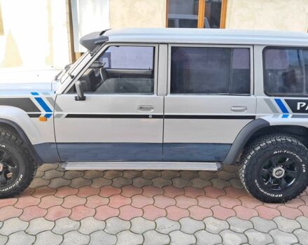 Серый Ниссан Патрол, объемом двигателя 2.8 л и пробегом 234 тыс. км за 9999 $, фото 17 на Automoto.ua