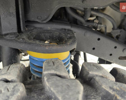 Серый Ниссан Патрол, объемом двигателя 2.8 л и пробегом 270 тыс. км за 16500 $, фото 8 на Automoto.ua