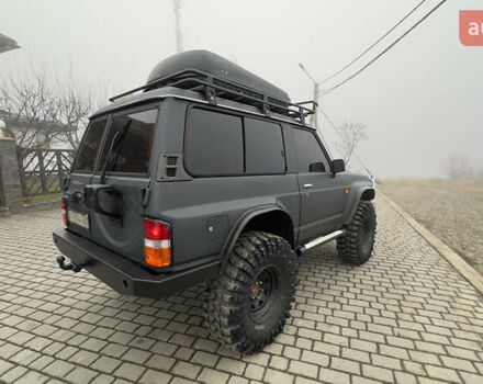 Серый Ниссан Патрол, объемом двигателя 2.8 л и пробегом 270 тыс. км за 16500 $, фото 23 на Automoto.ua