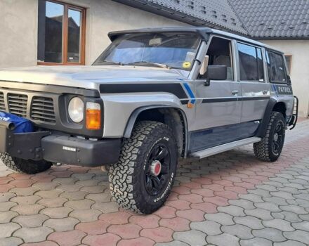 Серый Ниссан Патрол, объемом двигателя 2.8 л и пробегом 234 тыс. км за 9999 $, фото 12 на Automoto.ua